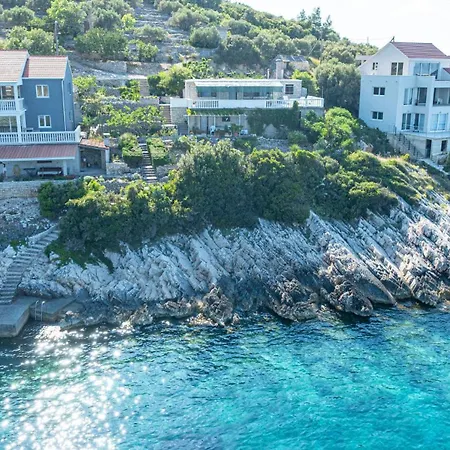Villa House Ana By Guide