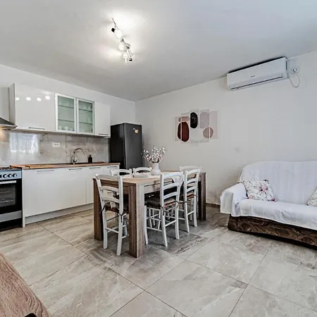 Villa House Ana By Guide Blato (Korcula)
